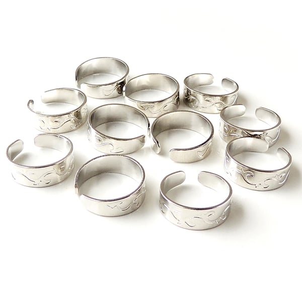 10 x Small Silver Plated Adjustable Ring Shanks (132)