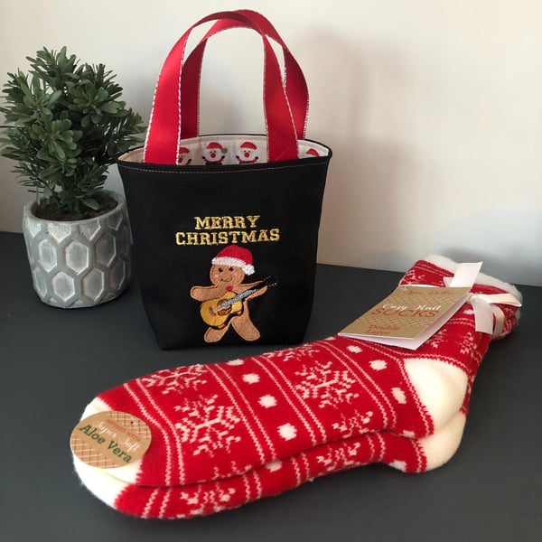 Guitar Gingerbread Merry Christmas Gift Bag Handmade Includes quality Socks - Gu