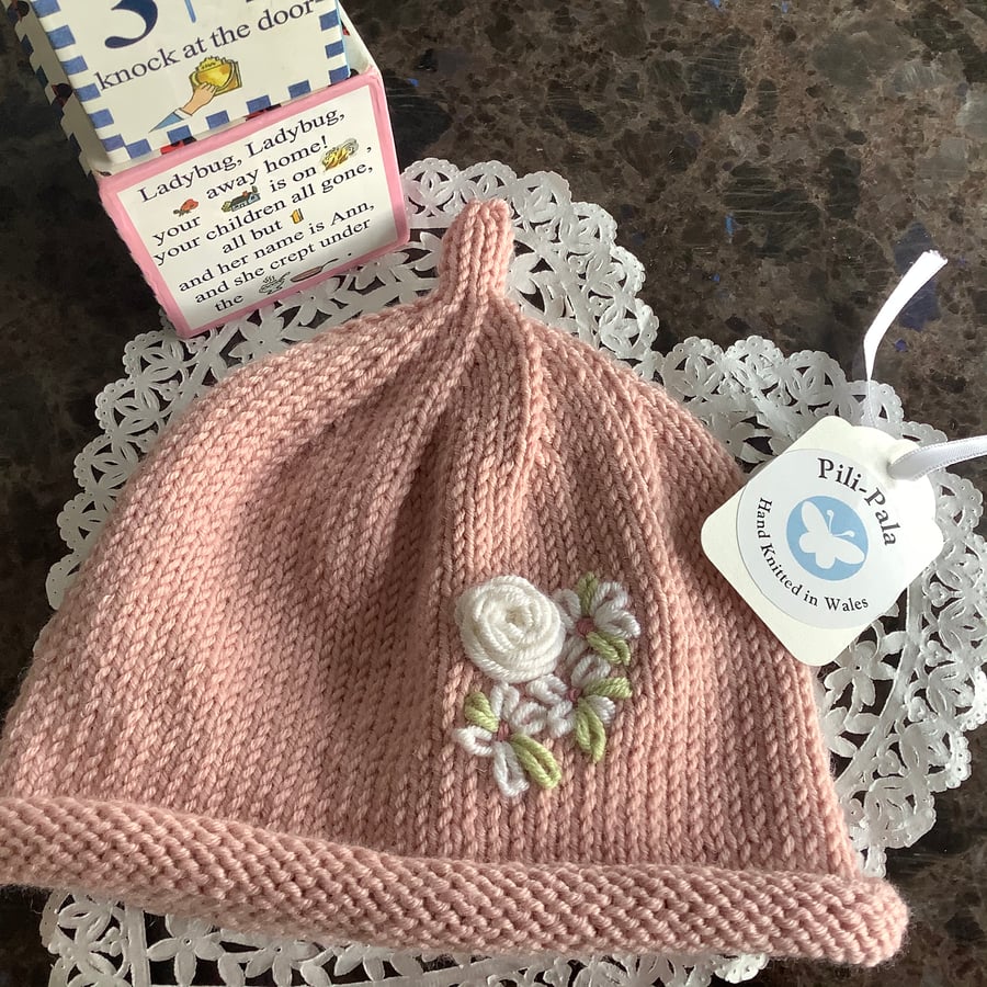 Hand Knitted Baby Beanie 0-6 months 