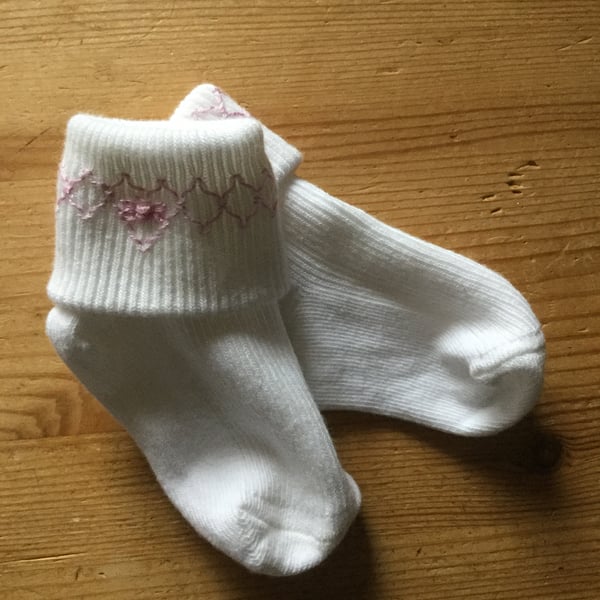 Hand Smocked Baby Socks, Pale Mauve