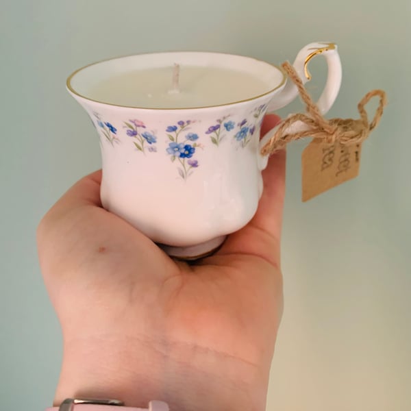 Mini Sweet Pea Teacup Candle