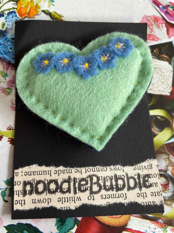 Forgetmenot Heart Brooch