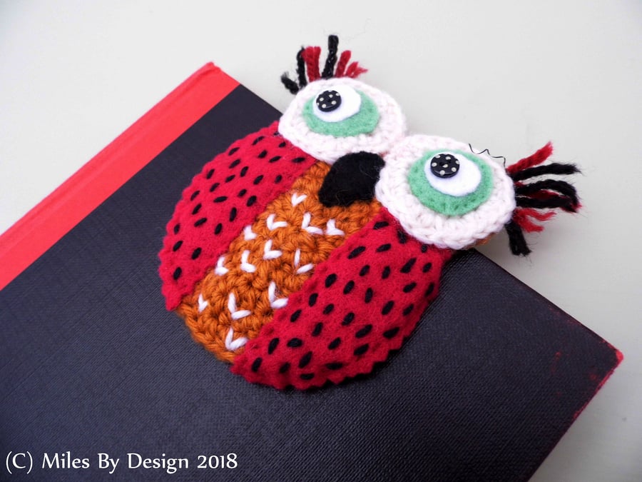 Whimsical Knitted Owl Bookmark