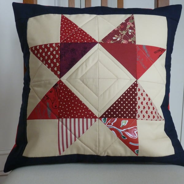 Saw-toothed Star Cushion