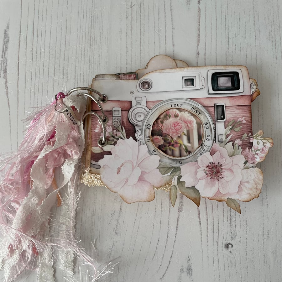 Folio - Vintage Camera Pocket and Ephemera by Carolee Crafts PB9 - 0009