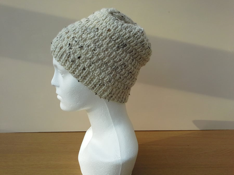 A cosy beanie hat
