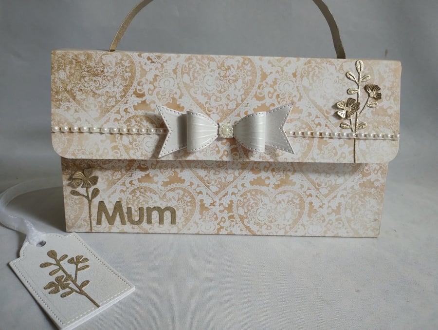 Lacey Hearts Handbag Style Keepsake Gift Box for Mum - Mother's Day, Birthday