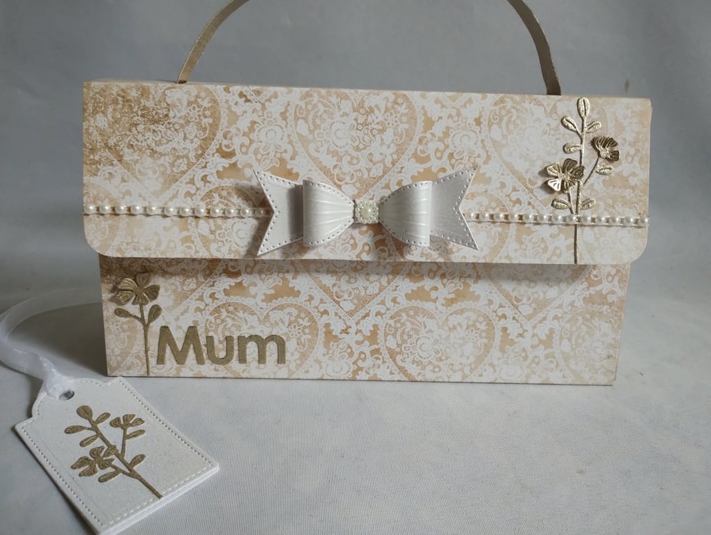 Lacey Hearts Handbag Style Keepsake Gift Box for Mum - Mother's Day, Birthday