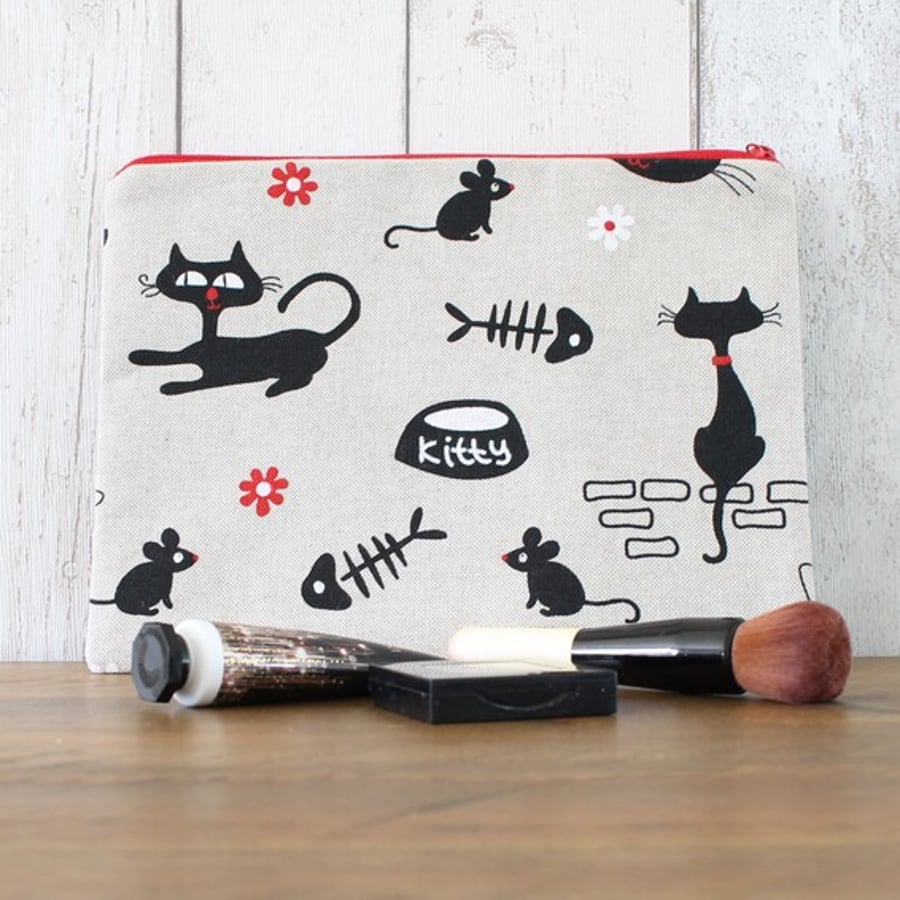Retro Black Cat Print Makeup Bag