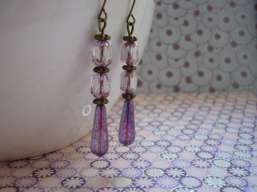 AMETHYST, COPPER AND ANTIQUE BRONZE DANGLE EARRINGS.  959