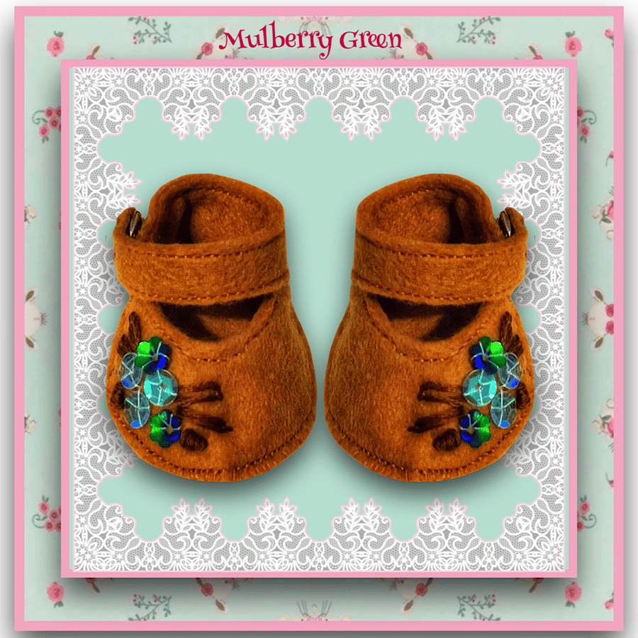 Embroidered and Sequinned Light Brown Shoes