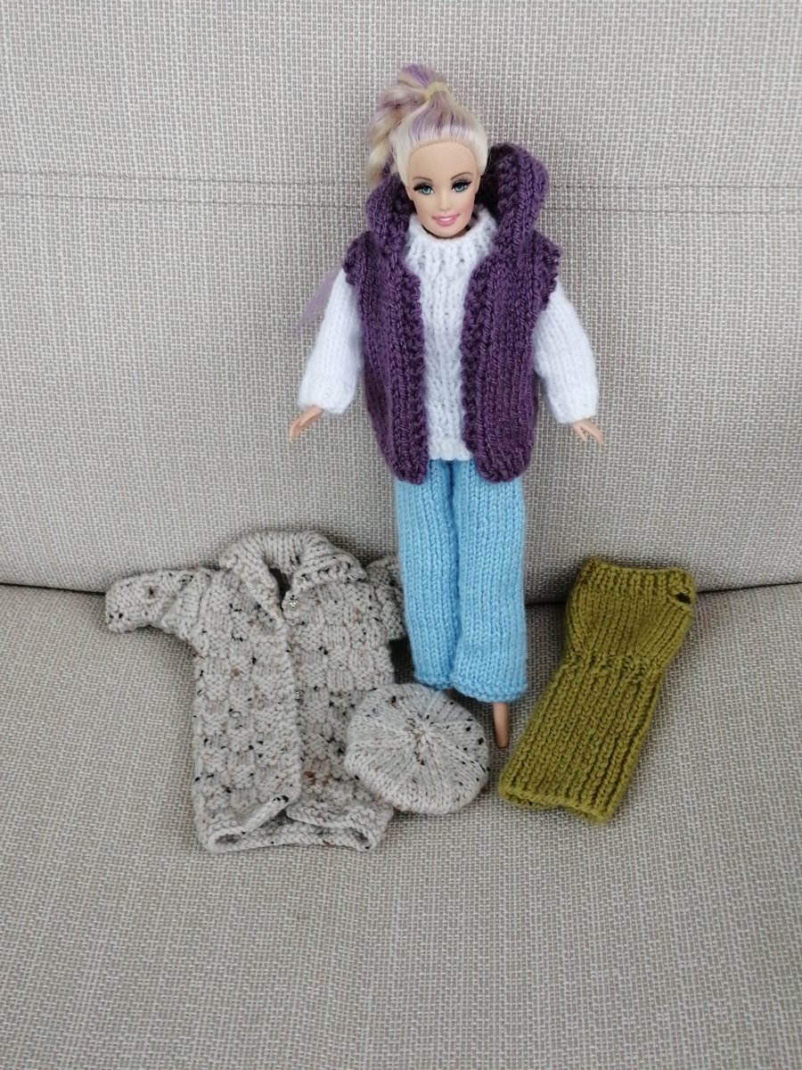 Knitted Clothes for 11in Teenage Doll