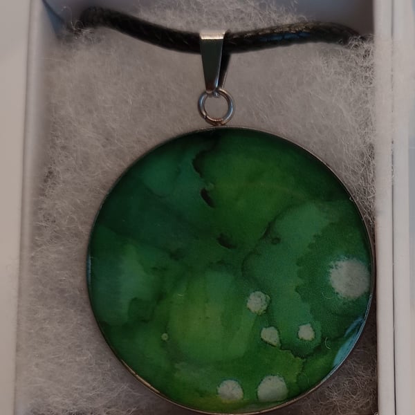 Resin pendant 