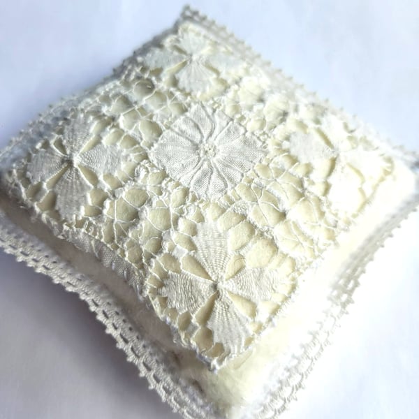 Vintage Linen Pincushion. Hand sewn