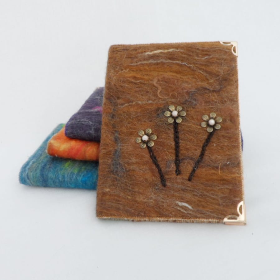 Notebook, felt covered, "Earthy tones" 