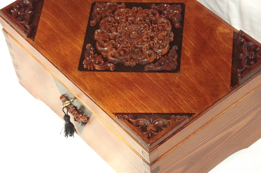 LOCKABLE - Handmade ORNATE Wooden box. Carved wooden corners & centerpiece. 