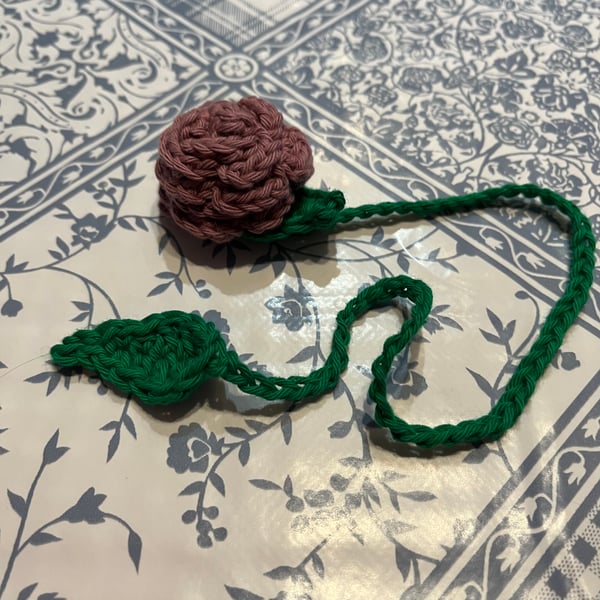 Crochet mauve rose bookmark - long