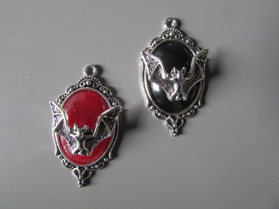 Bat Cameo Tibetan silver Jewellery Charm LARP Steampunk