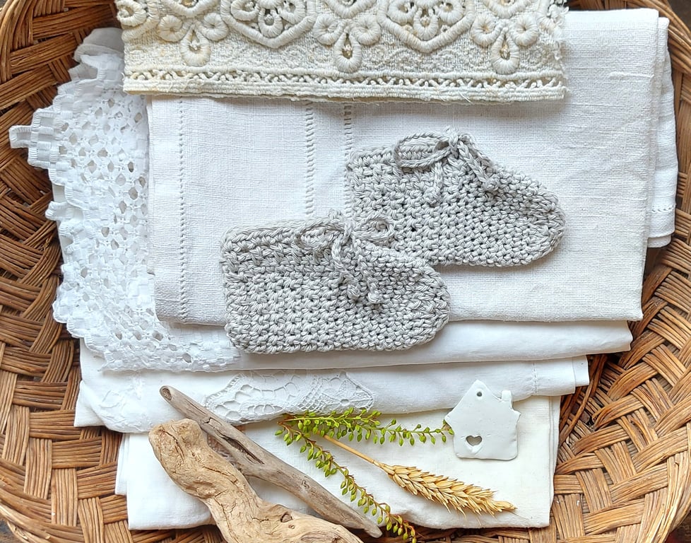 Organic Baby Booties, GOTS certified cotton, light grey, 0-3 up to 6 months