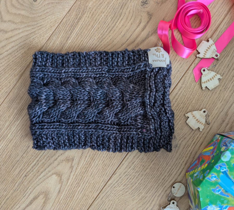 Handknit pure merino wool headband