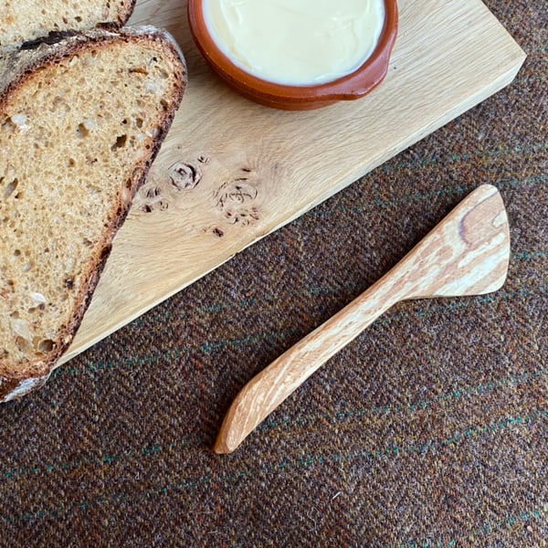 Short Handled Spalted Sycamore Spreader