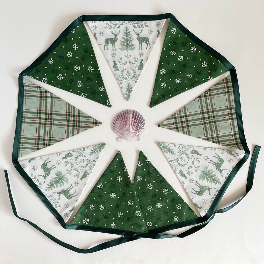 Woodland Winter Bunting - large - white