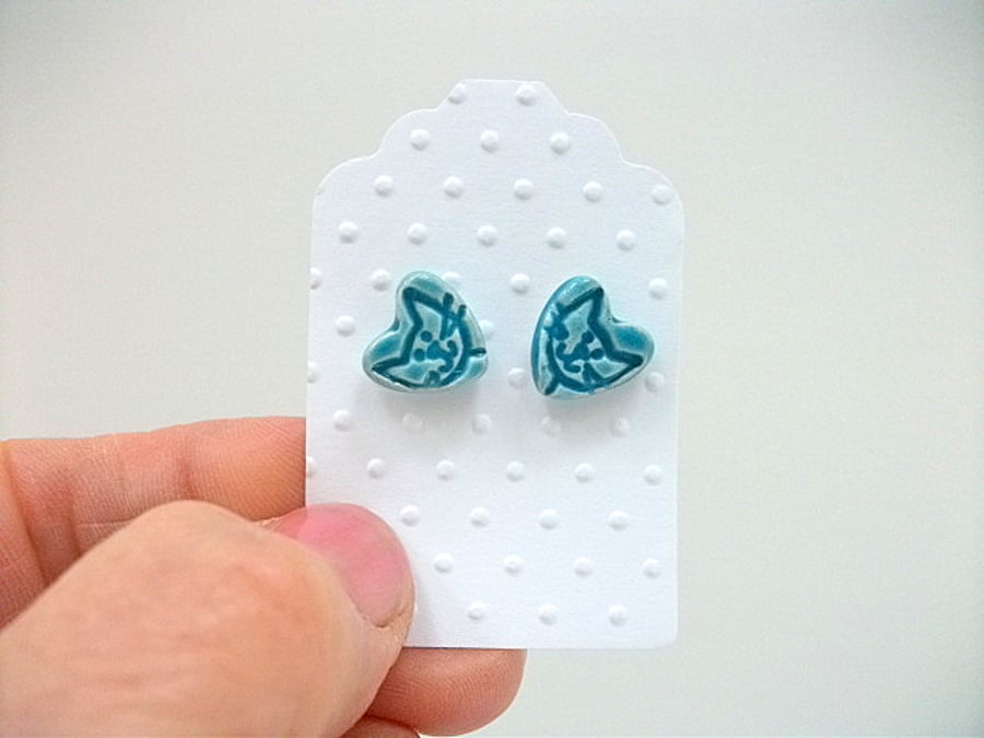 Ceramic cat face stud earrings - sterling silver posts and scrolls
