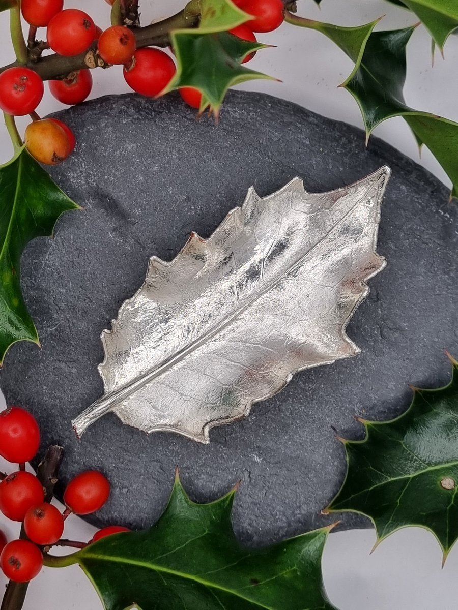 Real holly leaf preserved in silver, brooch 