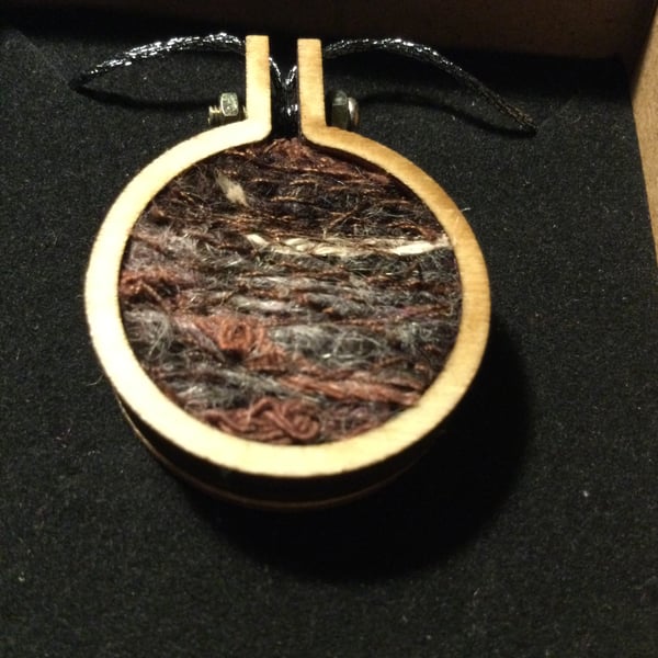 Strata or landscape ?    Mini Hoop Necklace