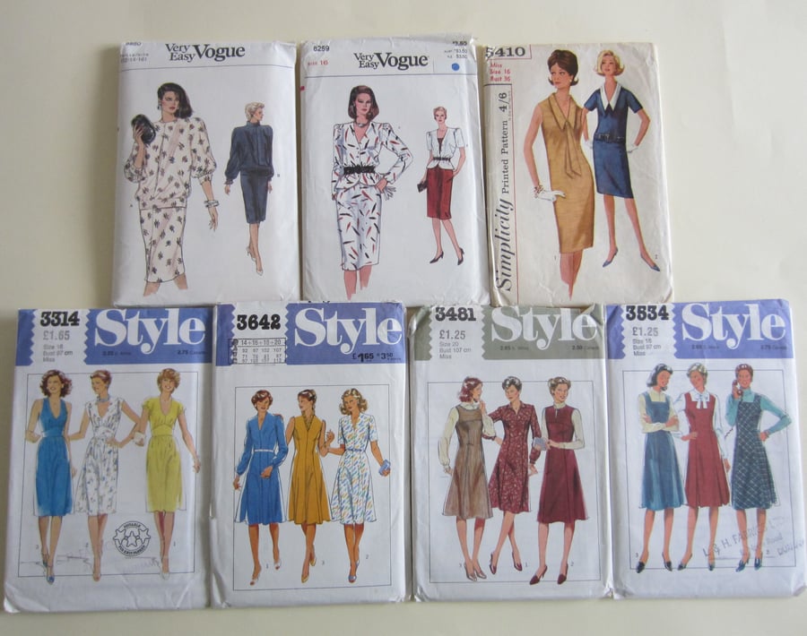 Lot of 7 Vintage Dressmaking Sewing Patterns. % to Ukraine