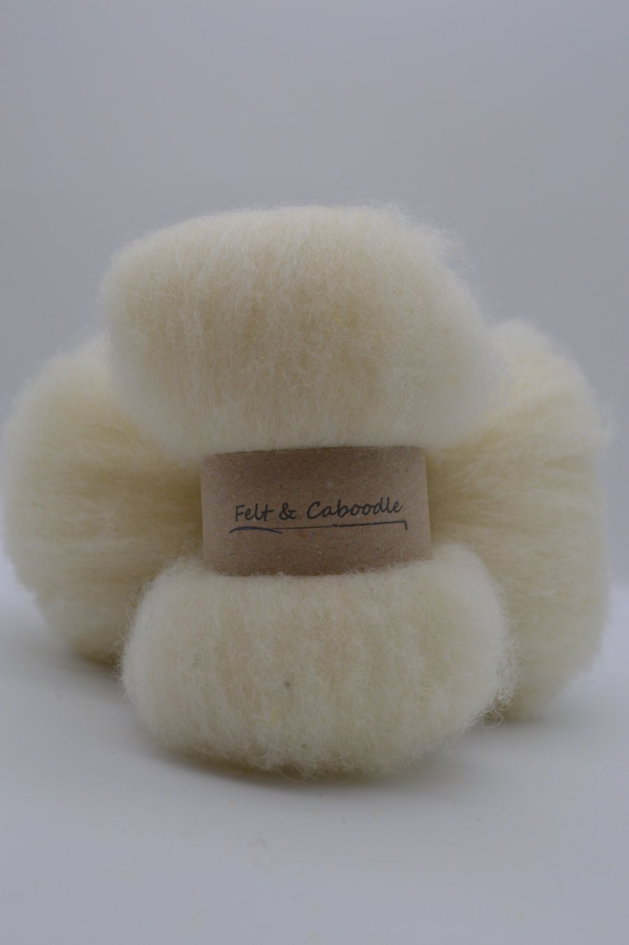 Carded Norwegian wool White