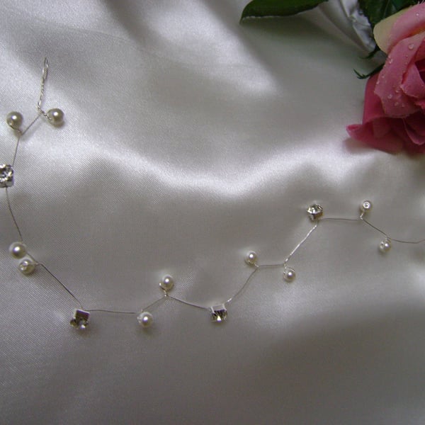 Diamante & Pearl Hair Vine - Bride- Bridesmaid - Prom - Special Occasion