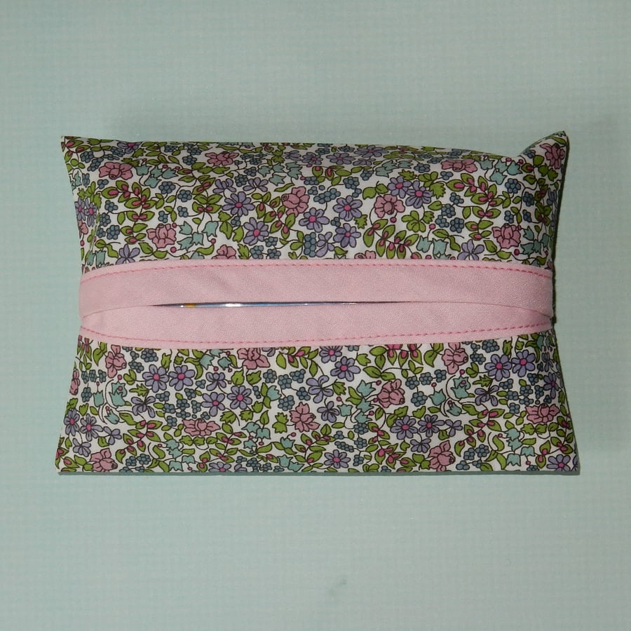 Pocket tissue holder - Liberty print pale floral