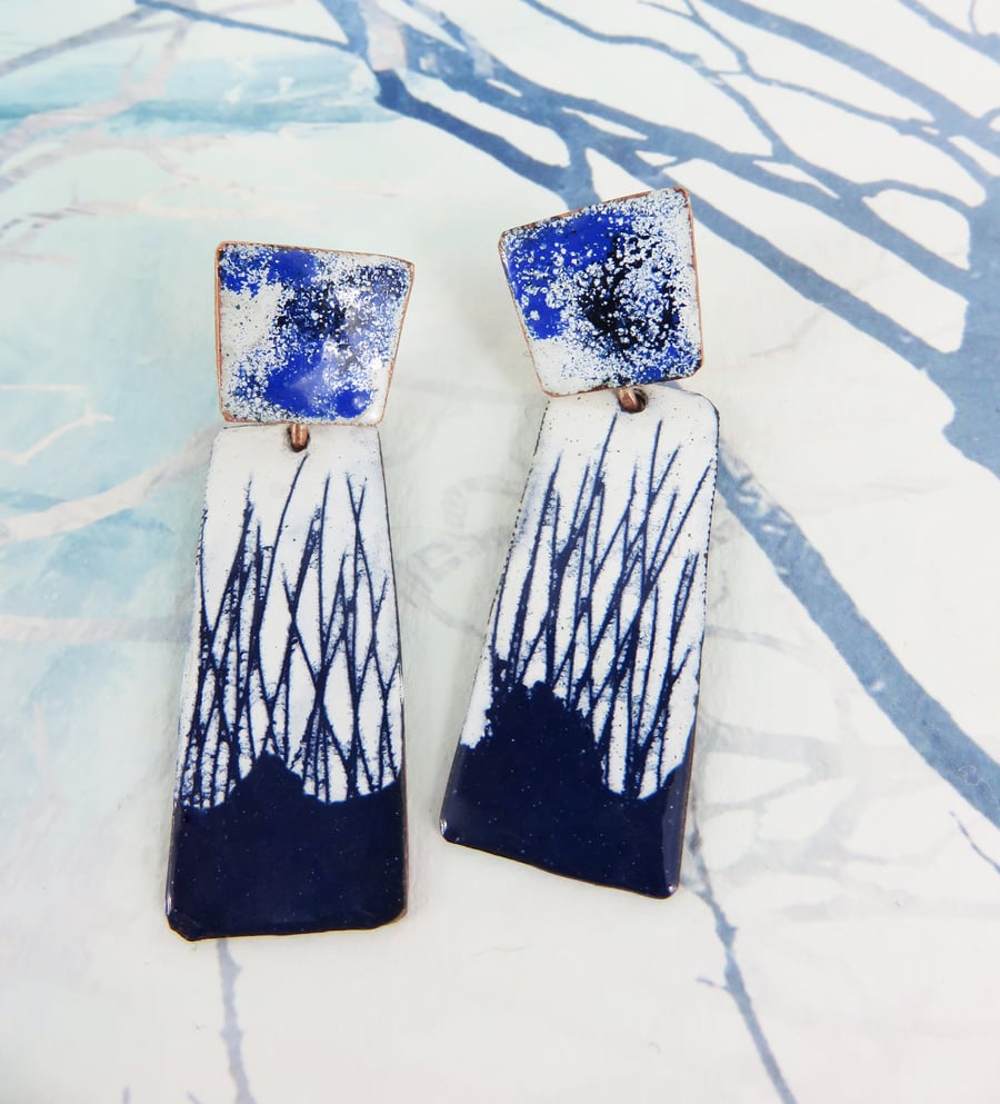 Blue and white enamel on copper dangle earrings in two parts with line detail