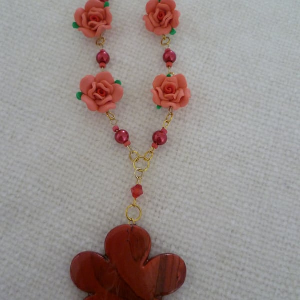 Rose Flowers Necklace