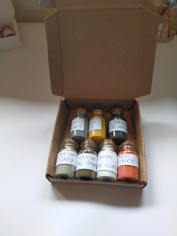 Set of 7 Devon pigments