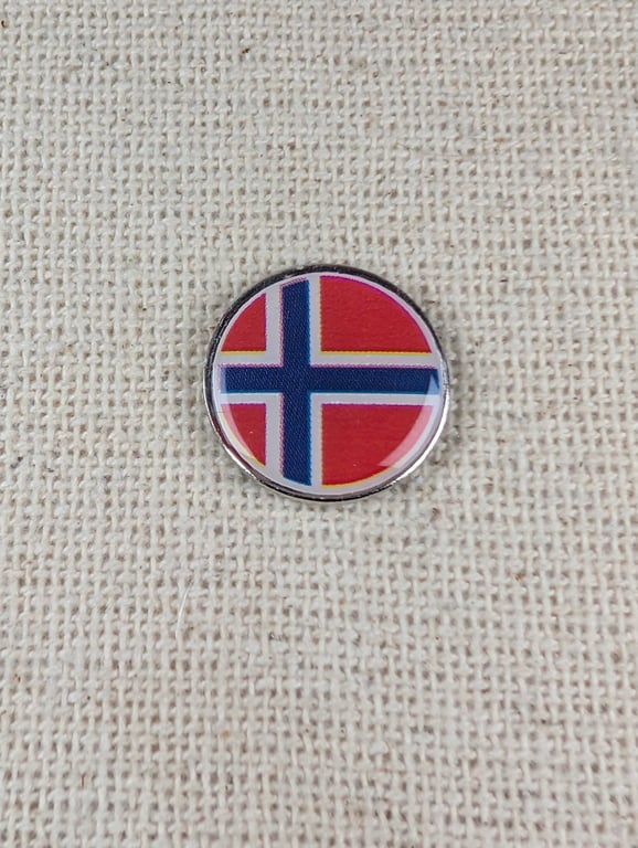 Norway Flag Pin - Large Resin Topped Pin Badge - Norwegian Flag Badge