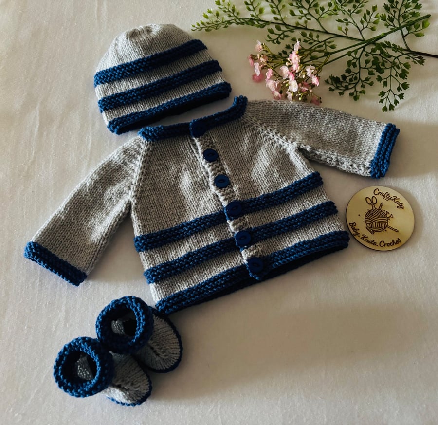 Newborn Size Cardigan, Hat & Bootees 