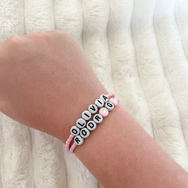 Olivia Rodrigo Set Bracelets