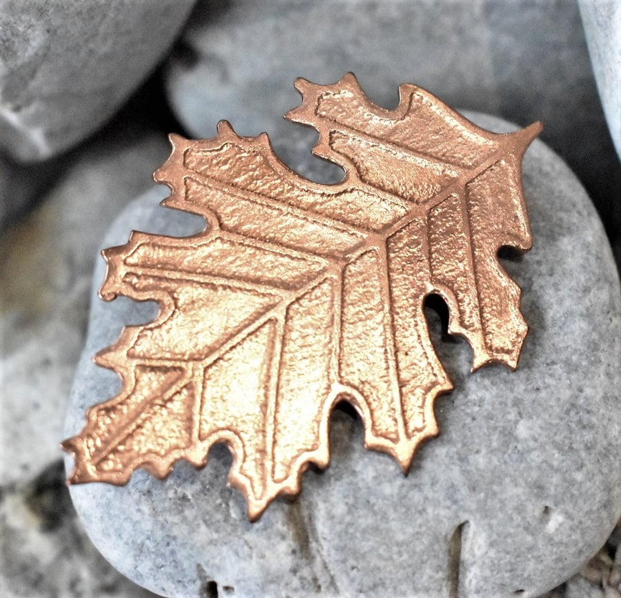 Leaf brooch in etched copper