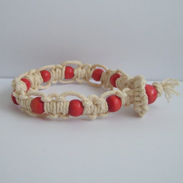 Macrame bracelet made with cream cotton twine and red wooden beads (17cm)