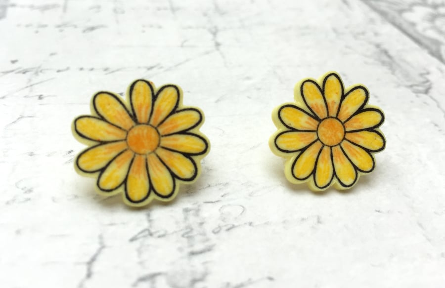Yellow Daisy flower stud earrings Folksy