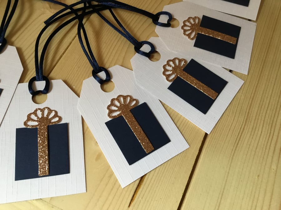 Pack of 6 gift tags for any occasion CC232