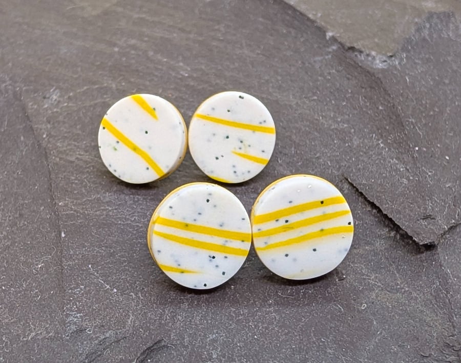 Daffodil stripe on stone effect studs