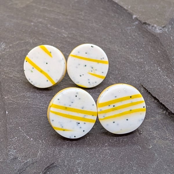 Daffodil stripe on stone effect studs