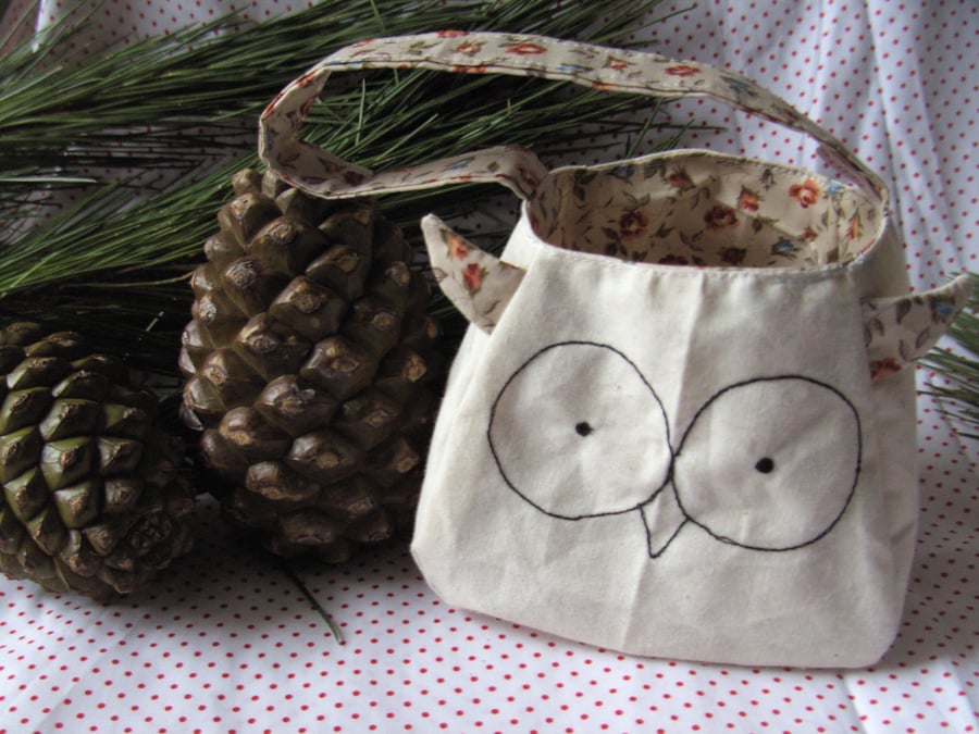 Owl Bag perfect gifting. Calico animal treat bag, choice of lining