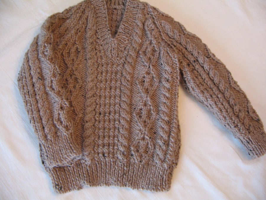 Hand Knitted Childs Aran Jumper     Chest 21    53cm