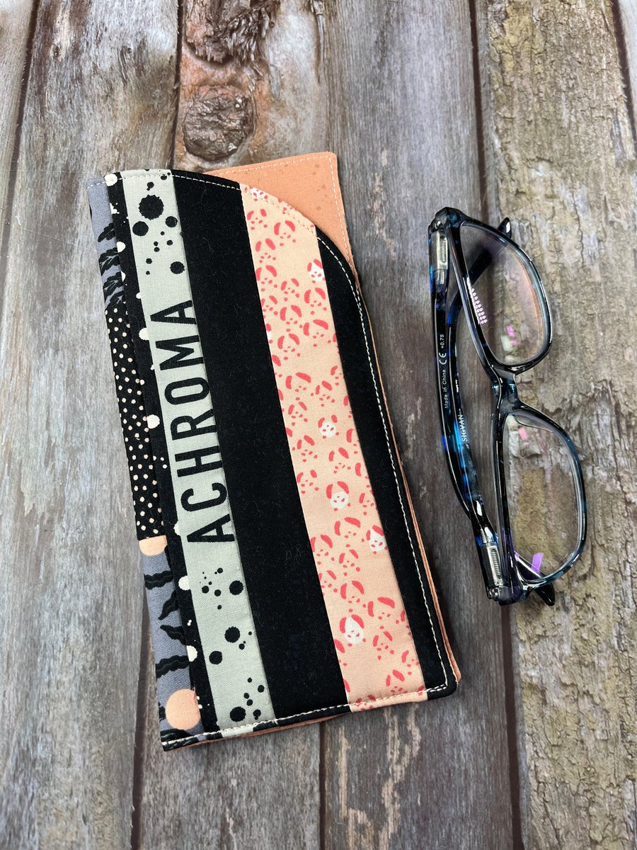 Grey Black Peach Patchwork Glasses Case, Fabric Glasses Case, Quilted Glasses Ca