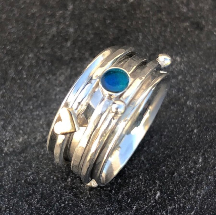 Heart spinner ring hotsell