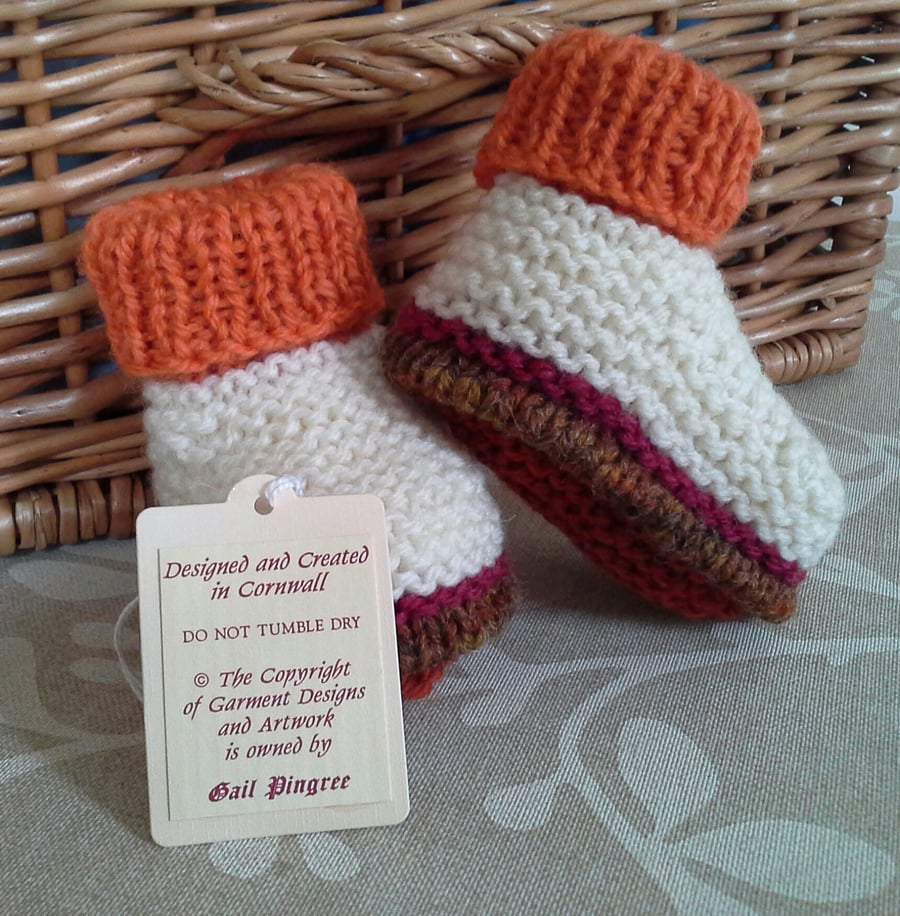 Unisex Baby  Aran Booties with wool  0-6 months